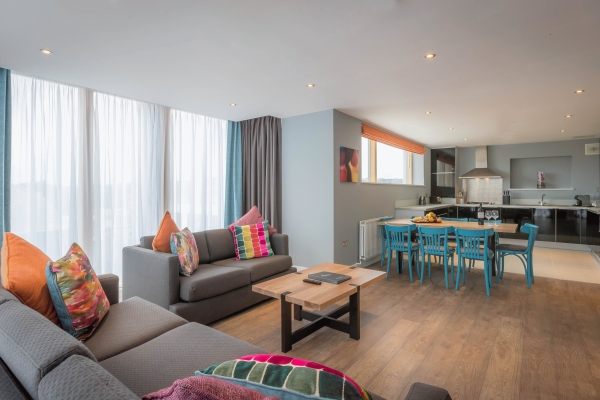 Hotel Talbot Suites at Stonebridge
